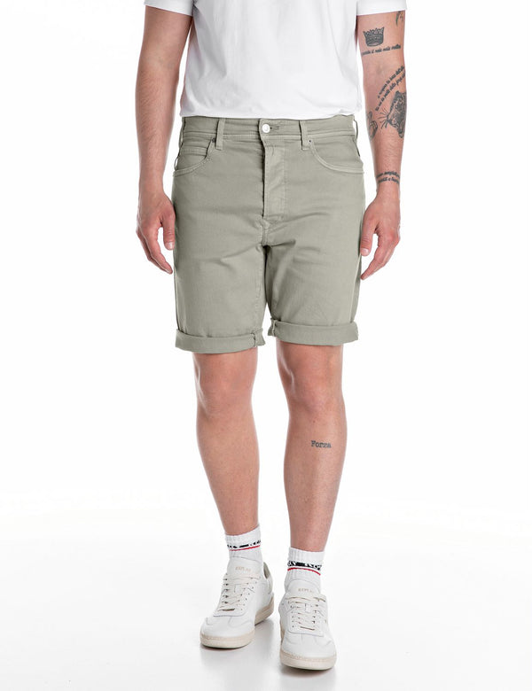 https://content.storeinfo.nl/applicatie/img/18/20250321105042_945062_MA981Y0008488780406F.jpg