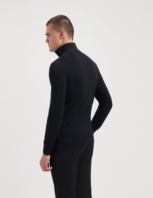 https://content.storeinfo.nl/applicatie/img/18/20250904161114_4133431_SAINTSTEVEDIRKDARKNAVYBACK.jpg