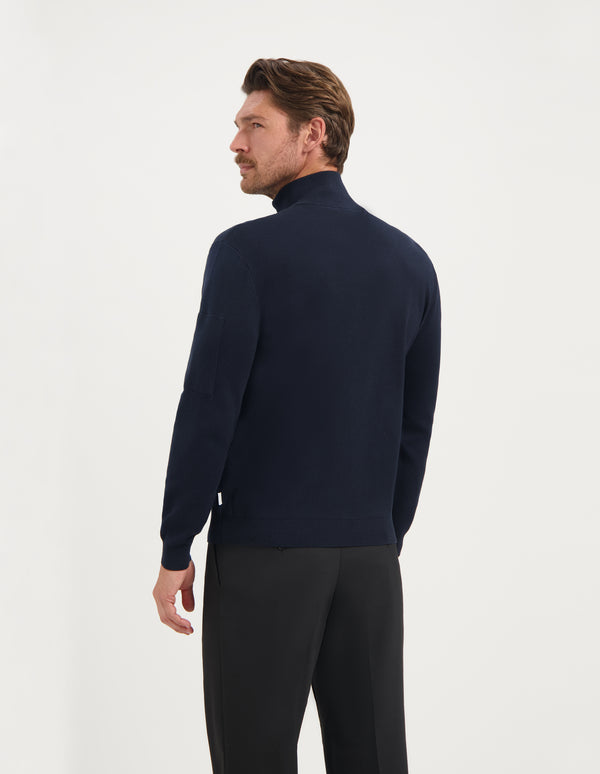 https://content.storeinfo.nl/applicatie/img/18/20250904163047_4127707_SAINTSTEVEAXELDARKNAVYBACK.jpg