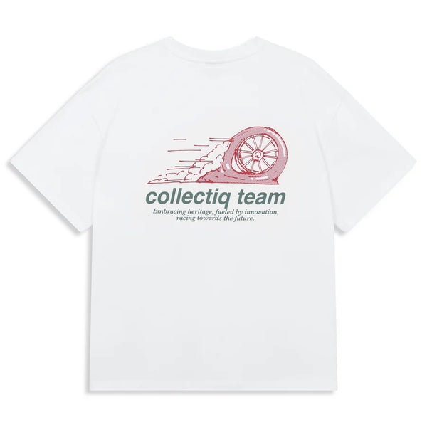 https://content.storeinfo.nl/applicatie/img/18/20260410150439_406817_18152b25ed542collectiqrubberizingteewhitebacksquare.webp